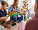 Integracja sensoryczna: co to jest i jak ćwiczenia mogą pomóc dzieciom?
